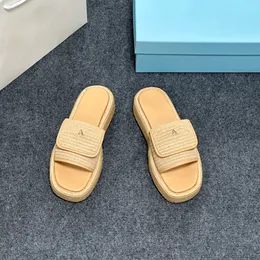 Herrens kvinnors skoplattform tofflor Casual Shoes Straw Designer Slide Summer Sandals Weave 2024 New Sandale Beach Pool Luxurys Mule Lovely Sliders Girl Gift Size 35-42