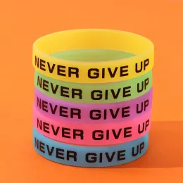 Strands 1Pc Never Give Up Luminous Rubber Bracelet Men Women Friendship Silicone Wristband Teens Sport Motivational Cuff Bangle Gift