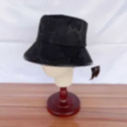 Projektant szerokie brzęczenie czapki wiadra projektanci Kobiety bawełniane czapki unisex młodsze szerokie casquette czapka słona ochrona przed słońcem czapki casquette pełne litery czapki