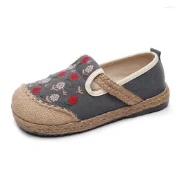 Casual Shoes 2024 Ladies Embroidered Flowers Linen Handmade Stitching Women Flats