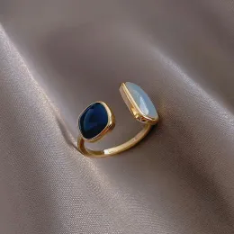 Bands Französisch Neues Vintage Square Blue Oil Tropfringe für Frauen Modemperament Einfacher Öffnen verstellbarer Ring Frauenschmuck