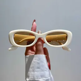 Occhiali da sole kammpt womens piccoli occhiali da sole ovali di moda graduale retrò occhiali da sole di lusso designer di marchi di lusso Uv400 Visorle da sole J240423