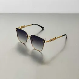 Óculos de sol designers Óculos clássicos Goggle miao estilo estilo fino de arame dourado Óculos de sol de arame de ouro 55z Trendy Hight Grande Frame Sunglasses