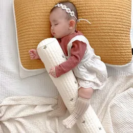 Подушка Milancel Baby Pillow Симпатичная вышивка новорожденная успокаивающая кроватка для кроватки для кроватки для кроватки 10*60 см.