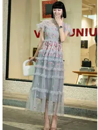 Party Dresses Runway Designer Luxury Summer Dress Long For Women Retro Mesh Stitching Floral Embroidery Slim Elegant Holiday Maxi
