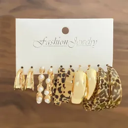Ohrringe Ifmia Punk Fashion Metal Leopard Acrylohrringe Set für Frauen Mädchen 2022 Neue Perle Hoop Ohrringe Schmuckgeschenke