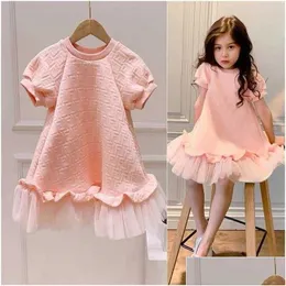 Vestidos de meninas infantil saia rosa casual designer de designer de luxo vestido de moda de fios de fios de mangas curtas para crianças Q0716 Drop Deli Oteyp