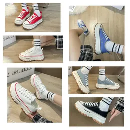 Rhyton Sneakers Designer shoes Multicolor Sneakers Beige Men Trainers Vintage Chaussures Ladies casual leather Shoes Sneaker sneakers