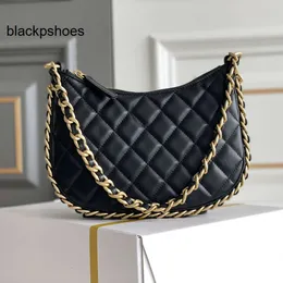 Chanellly Cchanel Chanellies CC Bag designer väskor Luxurys axel crossbody sadel väska populära underarmsäckar armhålväska läder vit halv månpåse kvinnor fa qrrs