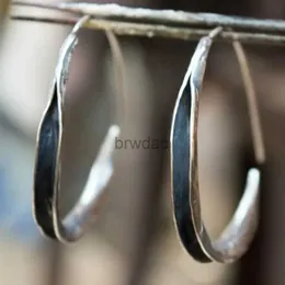 Dangle Chandelier Simple Black Small Circle Hoop Earring Gypsy Jewelry 골동품 여성을위한 은색 나선형 금속 고리 귀걸이 D240323