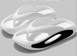 Pantofole 2024 Flip-flop da uomo estate da uomo Spesso spesso slittamento Sottomerma da esterno resistente all'esterno Flip Flip Flops Flip Flops Sestate Flat Cooling Sandals Sandali