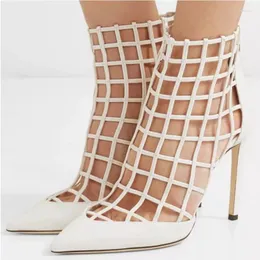 Stiefel weiße rote Knöchel spitzige Toe Stiletto Heels 2024 Sommerausschnitt Caged Design Gladiator Stiefel Frauen Sandalen Sandalen