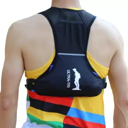 Çantalar Ultratri Hidrasyon Trail Çalışan sırt çantası yeleği unisex hafif maraton mochila run çantası 2.5L Erkekler Kadın Çocuklar Yetişkinler