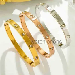 Högkvalitativ lyx Bangle Carter Fashion Dainty Screw Armband Ny stil Damer Zircon Rostfritt stål smycken CLASP Crystal Stone för män Kvinnor