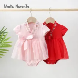 One-Pieces 2022 Sommerkleid Blumenmasch neues Mädchen Baumwolle Baby-Strampler Chinesische Photo gestickt Pink Red Hanfu Geburtstagsbodysuit