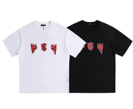 BG692GA 디자이너 티셔츠 여름 짧은 소매 빨간 편지 자수 대형 고급 티셔츠 브랜드 여성 남자 Tshirt 티 남성 의류