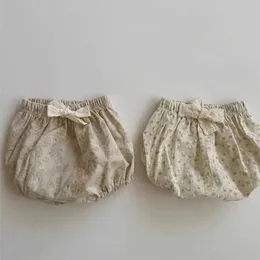 Shorts 2023 Sommer Neues Baby Baumwolle PP Säuglingsblumen Kinder lässig süße Kleinkindmädchen Spitzenkleidung H240423