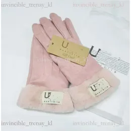 Novo design de marca Faux Fur Style Ugglove de alta qualidade para mulheres inverno ao ar livre quente cinco dedos de couro artificial uggg luvas no atacado 111