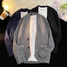 Camisolas masculinos 2024 British British Retro Sweater Cardigan Sweater Korean Harajuku Pullover acadêmico Hip Hop Streetwear Tops x25