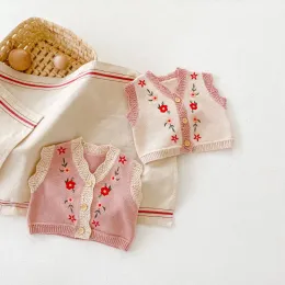 Coats 03Y Cute Autumn Baby Girl Vest Cardigan Cotton Knit Embroidered VNeck Vest Spring Infant Baby Girls Clothing