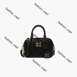 Mui Mui Bag Bund Budg Bag Matelasse Bowling Tote Designer Bag Meathrys Luxurys Mimu сумки верхняя ручка мини -мешки с крови сцеплением сумочка Miumiubag Bag 956