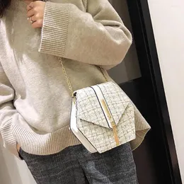 أكياس الكتف النسائية حقيبة رسول سلسلة صوف شرابة صغيرة مربعة بولسا المذاق sac femme borsa donna handtassen dames bolsos mujer