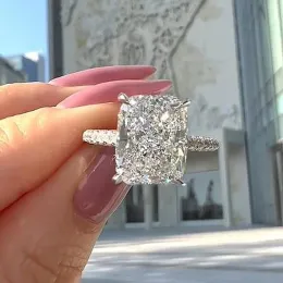 Zespoły Huitan luksusowe geometryczne CZ kryształowe pierścionki dla kobiet srebrne kolor mody ślub impreza żeńska Pierścień Kobieta Oświadczenie Biżuteria