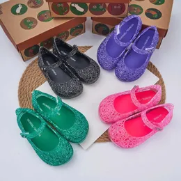 Sandaler Mini Melissa Childrens Casual Shoes Baby Kids Jelly Color Woven Hollow Sandal Girl Soft Sules Anti-Slip Beach Shoes 240423