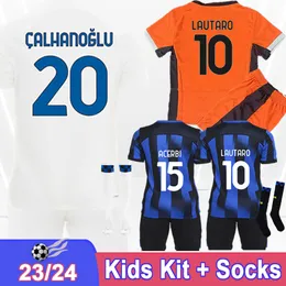 23 24 24 Lautaro KIT KIT SOCCER Jerseys Dumfries Pavard Thuram Cuadrado Klaassen senssi aceerbi dom na wyjazdowe koszule piłkarskie mundury dla dorosłych mundury