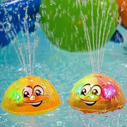 Banyo oyuncak sprey su fışkırtma oyuncak LED aydınlatma şamandıra oyuncakları küvet duş havuzu banyo oyuncak bebek yürümeye başlayan bebek çocuk su258o
