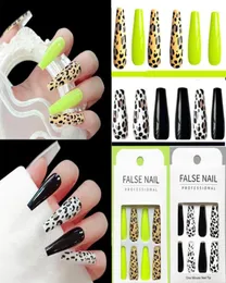 24 Stücke Leopard Print gefälschte Nägel extra langer Sarg gefälschte Nägel elegant glänzend fluoreszierende Acrylnagel -Nägel -Maniküre -Werkzeug 4774956