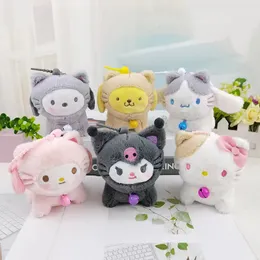 لطيف كرتون كروس خلع الملابس القلائم قلادة يابانية السلسلة الثالثة. الجملة من Liou Plush Toy Kuromi Grab Machine Dolls