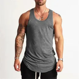 Bodybuilding Brand Solid Top Top Men Stringer Tanktop Fitness Shirt Sleeveless Sleeveling Man Underhirt Gym Clothing 240415