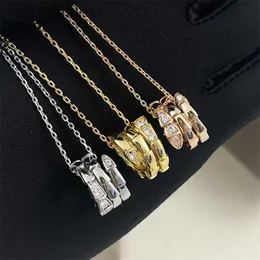 Luxury Top Grade Blgarry Designer Necklace High Version Necklace Diamond Spirit Pendant Snake Shaped Titanium Steel Plated Vgold Jewelry with Logo and Gift Box