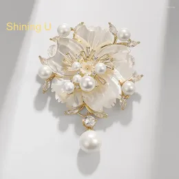 Spille Shining U Shell Floral Simulato Pearl Brioch per Women Fashion Accessory Gift