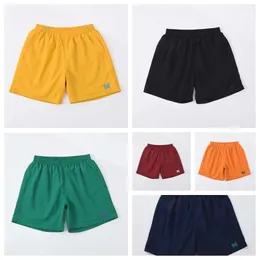 Nålar män shorts vår sommar avslappnad mode nålar kvalitet utomhus all-match tröjor hög kvalitet 1: 1 multi stilar mens kvinnor sport shorts gh