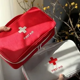 かわいいミニポータブル医薬品バッグ救急補助キット医療緊急キットオーガナイザー屋外家庭薬ピルストレージバッグ