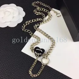 Varumärke hjärtbrev hänge designer varumärke halsband kvinnor 18k guld halsband vintage presentkedja kärlek par familj smycken halsband keltisk stil kedja