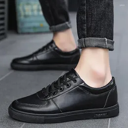 Casual Shoes Man Flat Classic Men Dress Outdoor Lace Up Leather Italian Formal Oxfords Mocassins Homme