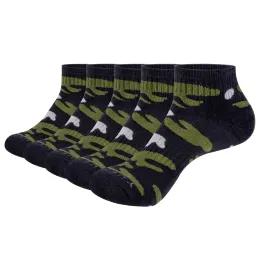 Socken Yuedge Herren Camo -Knöchel Socken Feuchtigkeit Feuchtigkeitswäschepolstere Mode Neuheit Viertel Atleitc Socken für Herren Größe 3746,5pairs