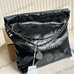 Drawstring Luxury Designer Letter Oil Wax Letaher Large Capacity 22 L Shopping Shoulder Bags Summer Clutch Messenger Luggage For Travrl OL Pocket Silver Gold Chain