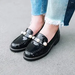 Sıradan Ayakkabı Büyük İnci Dekorasyon Brogue Kadın Siyah Kırmızı Japonya Deri Daireler Boncuk Mules Bayanlar Düz Loafer Espadrilles S209