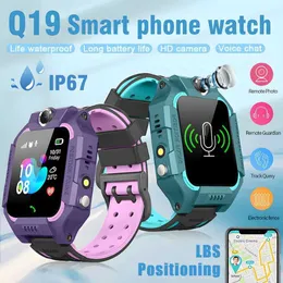 Wristwatches New Kids Smart Watch SOS LBS Tracker موقع للأطفال ذكي Camera IP67 THEREPROOK LEARNY TOY 2 WATH SITICIATION 240423