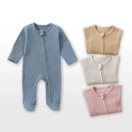 One-Pieces Bio-Baumwollbaby Rompers Waffel 100% Baumwollkindjungen Mädchen Jungensopper Reißverschluss Footed Solid Longsleeve Pyjamas Schlafanzüge