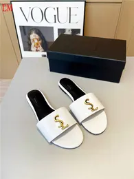 Designer de luxo Yve Joan White Leather Slides Sandals Sapatos Sapas de Patente de Patente de Patente de Patente Mulheres Sandálias Sapas de Sandalhas