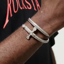 Pulseira de diamante completa novo designer moderno pulseira hip hop justice sword piglelet designer de cobre embutido zircão de zircão de prata jóias de designer de zircão masculino