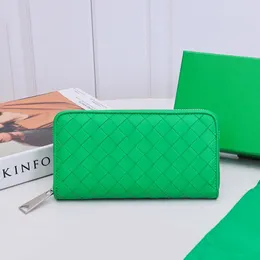 Długie skórzane portfele portfela o minimalistycznym stylu, ręcznie tkany, wielofunkcyjny sprzęgło do przechowywania 2024 NOWOŚĆ