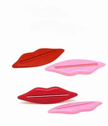 Дозатор зубной пасты DHL Ship300Sets2pcsset Lip Kiss Dispenser Dispenser Squeezer Worldwide Store3344146