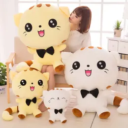 Kawaii Big Face Cat Plush Toys Cute محشو بالحيوانات Bow Tie Tie Cat Lovely Smile Cat Plushies Dolls Hight for Kids