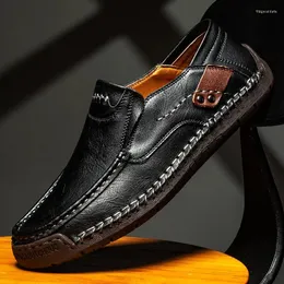 Buty swobodne duże rozmiar 38-48 EUR Wygodne i oddychające jazda na butach biznesowych